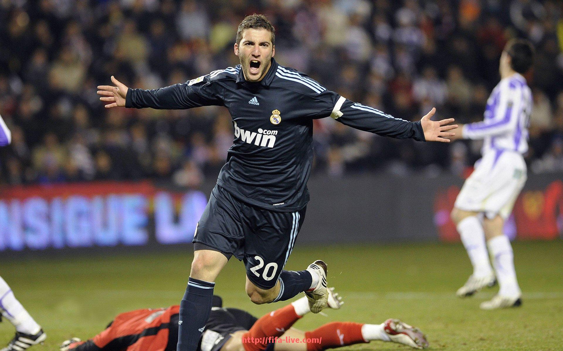 世俱杯直播-火箭队球员名单及球员工资详情最新数据